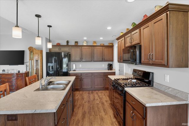 18391 Lanner Court, New Paris, IN 46553