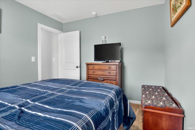 18391 Lanner Court, New Paris, IN 46553