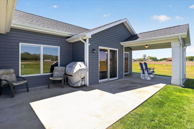18391 Lanner Court, New Paris, IN 46553