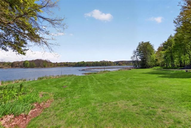 12001 Strait Road, Hanover, MI 49241