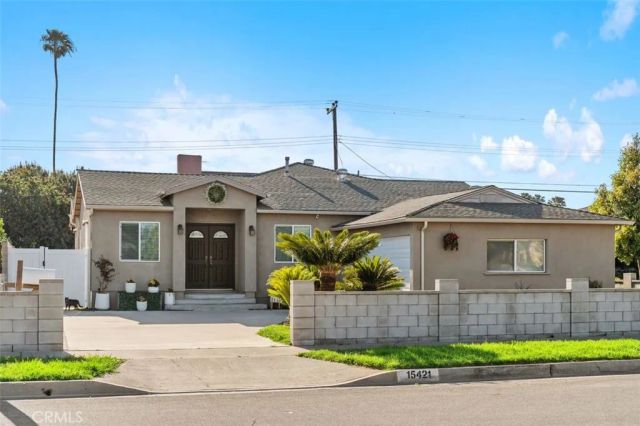 15421 Cedarwood, Midway City, CA 92655