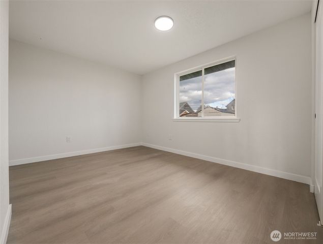 326 S Perkins Street, Buckley, WA 98321