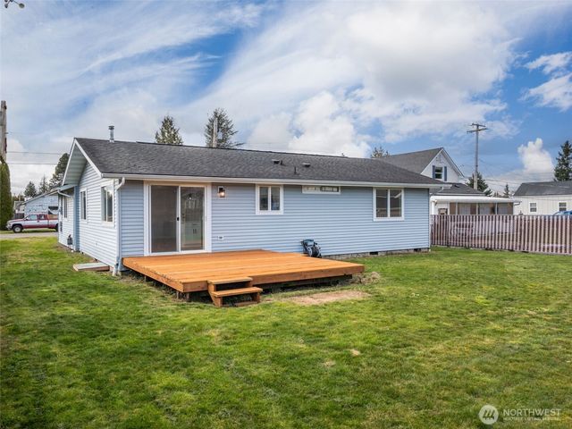 326 S Perkins Street, Buckley, WA 98321