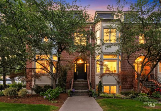 700 E Warm Springs Ave, Boise, ID 83712