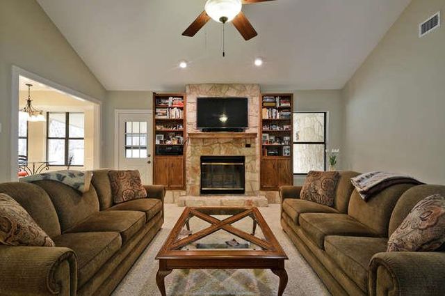 4313 E Cordoba CIR, Georgetown, TX 78628