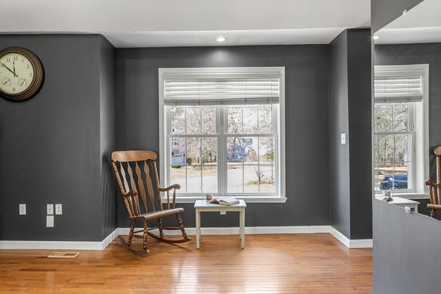 14 Sir Lancelot Dr, Bourne, MA 02532