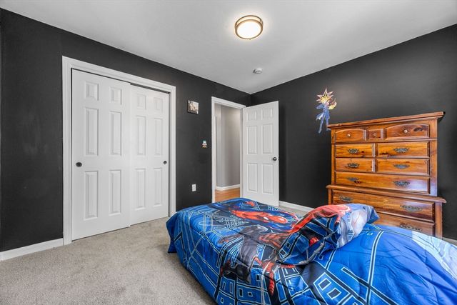 14 Sir Lancelot Dr, Bourne, MA 02532