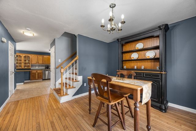 14 Sir Lancelot Dr, Bourne, MA 02532