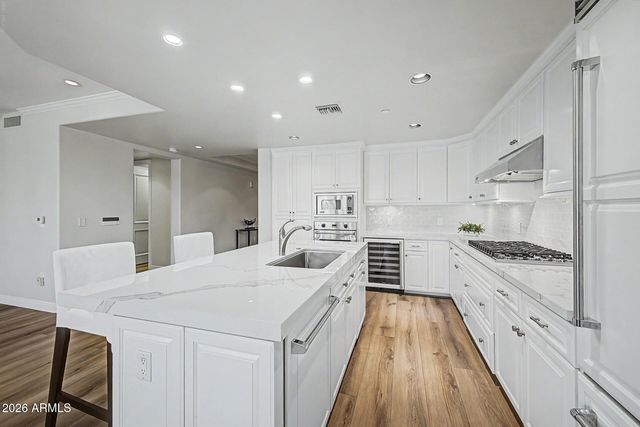 7175 E CAMELBACK Road 309, Scottsdale, AZ 85251