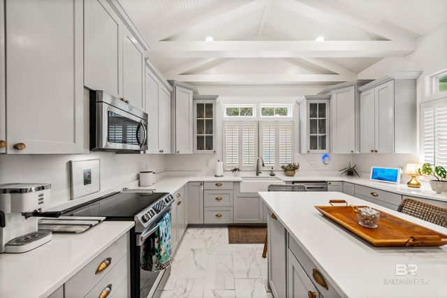 31357 Pine Run Drive, Orange Beach, AL 36561