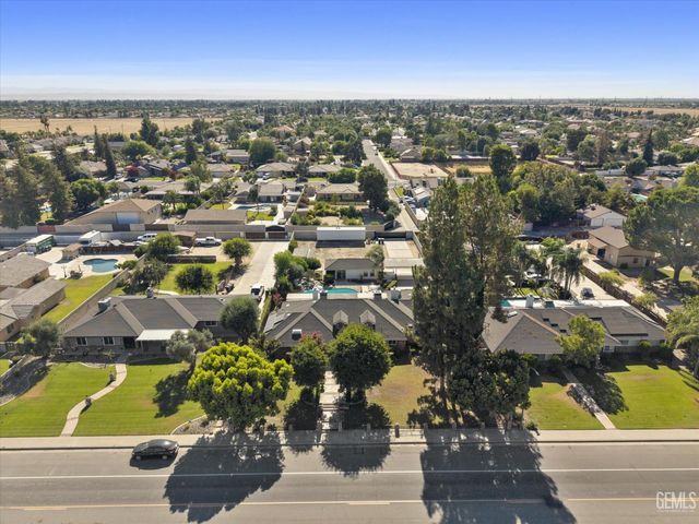 2017 Renfro Road, Bakersfield, CA 93314