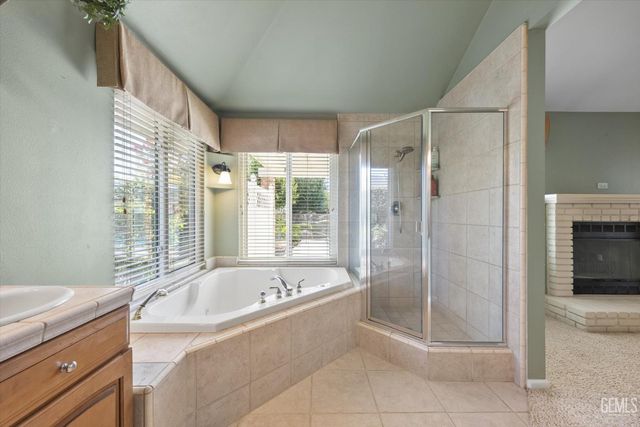 2017 Renfro Road, Bakersfield, CA 93314
