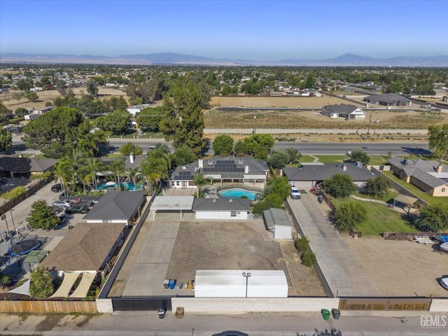 2017 Renfro Road, Bakersfield, CA 93314