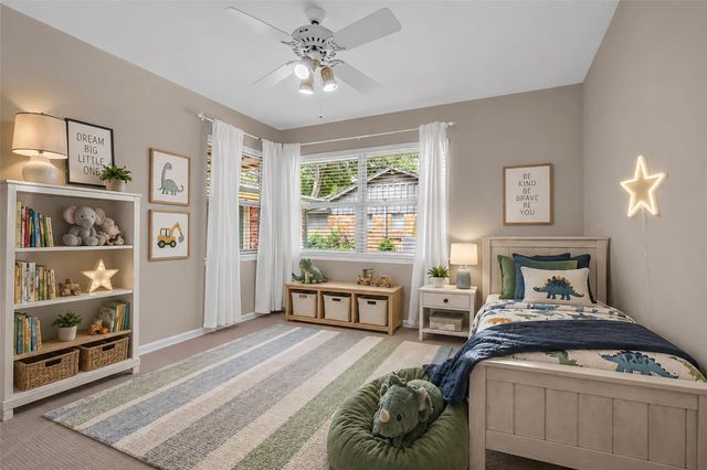 10127 Hazelhurst Drive, Houston, TX 77043