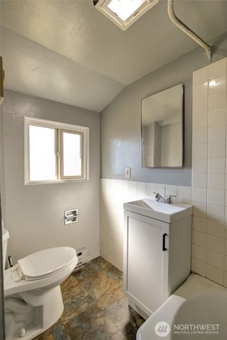 1017 W Marion Street, Aberdeen, WA 98520