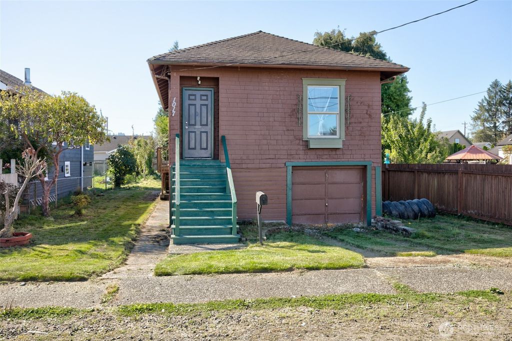1017 W Marion Street, Aberdeen, WA 98520