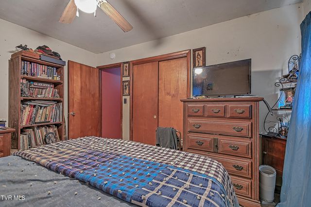 241 Shipley Ferry Road, Blountville, TN 37617