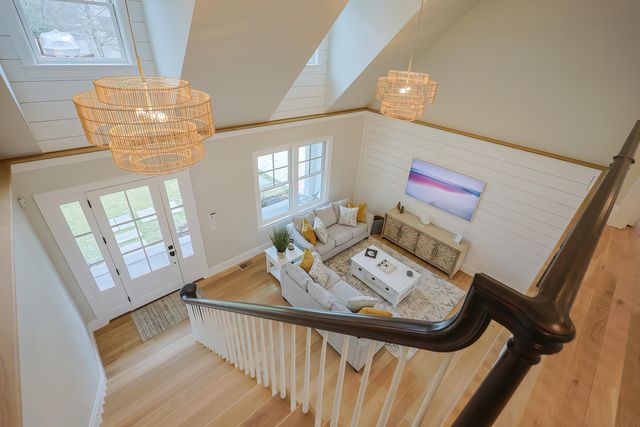 72 Woodside Drive, East Falmouth, MA 02536