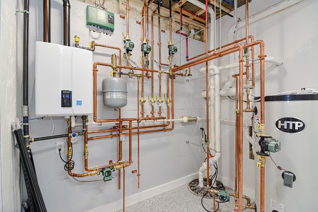 72 Woodside Drive, East Falmouth, MA 02536