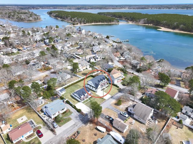 72 Woodside Drive, East Falmouth, MA 02536