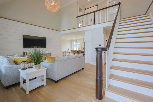 72 Woodside Drive, East Falmouth, MA 02536