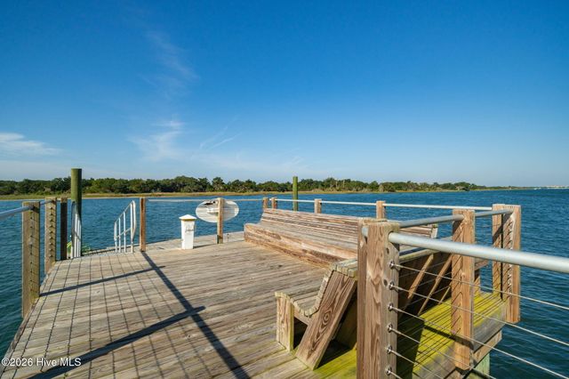 123 Whimbrel Way, Beaufort, NC 28516