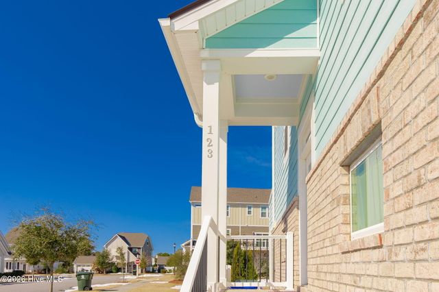 123 Whimbrel Way, Beaufort, NC 28516