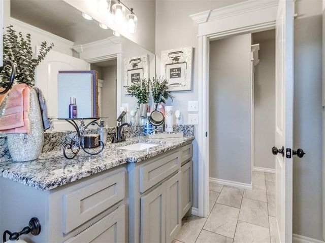 763 S Sara Road, Tuttle, OK 73089