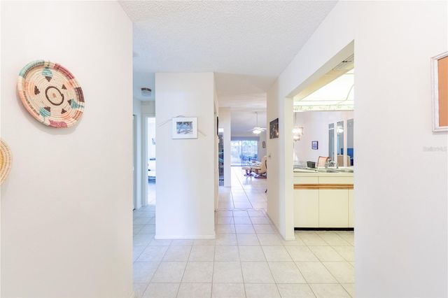 301 PINEBROOK CLUB DRIVE 1, Venice, FL 34285