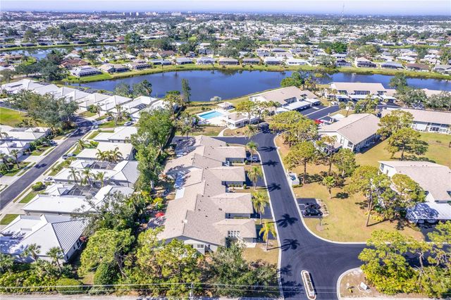 301 PINEBROOK CLUB DRIVE 1, Venice, FL 34285