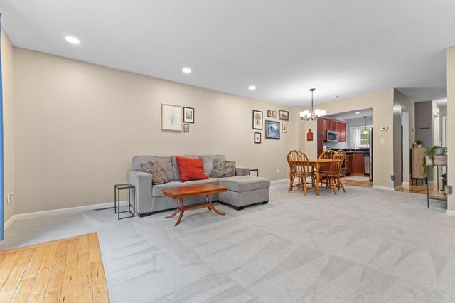 1860 Mcmenemy Street K, Maplewood, MN 55117
