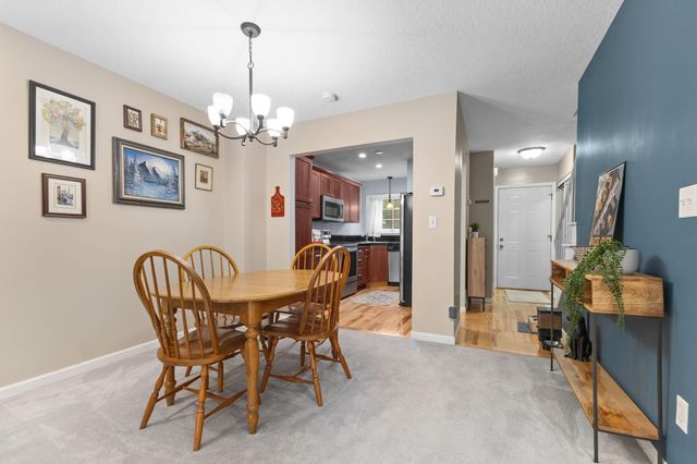 1860 Mcmenemy Street K, Maplewood, MN 55117