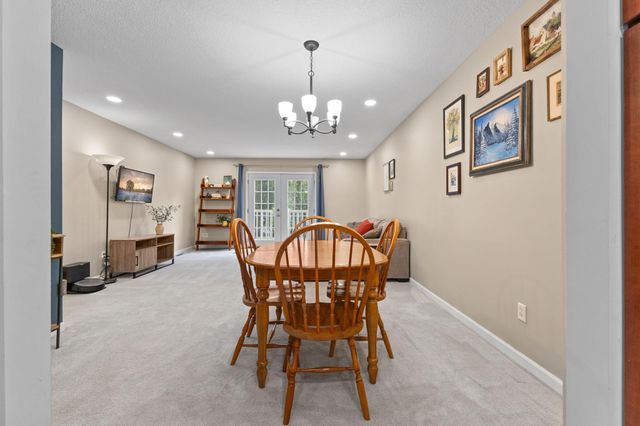 1860 Mcmenemy Street K, Maplewood, MN 55117