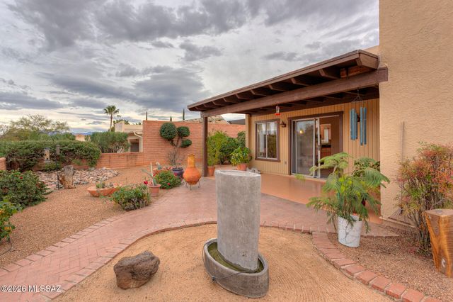 1020 W Camino Velasquez, Green Valley, AZ 85622