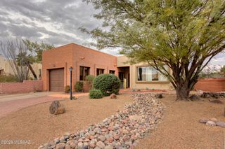 1020 W Camino Velasquez, Green Valley, AZ 85622