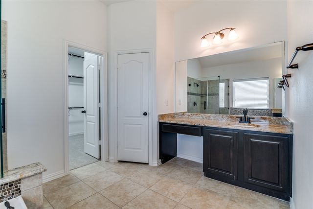 1215 Hundgate Way, Forney, TX 75126