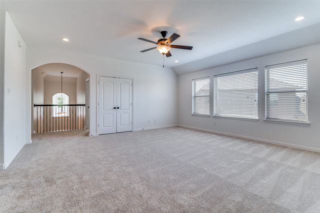 1215 Hundgate Way, Forney, TX 75126