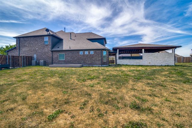 1215 Hundgate Way, Forney, TX 75126