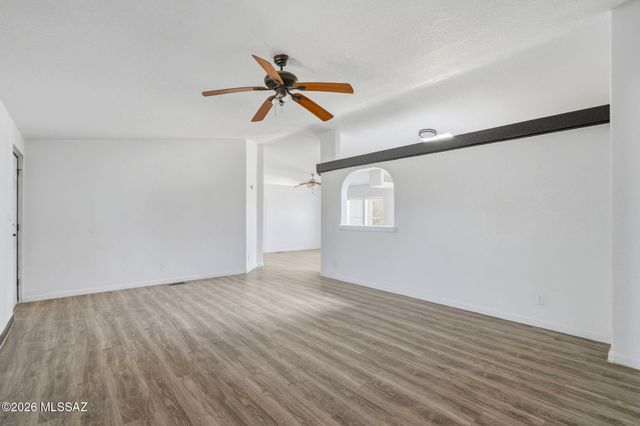 11300 W Ina Road, Tucson, AZ 85743