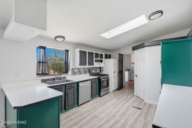 11300 W Ina Road, Tucson, AZ 85743