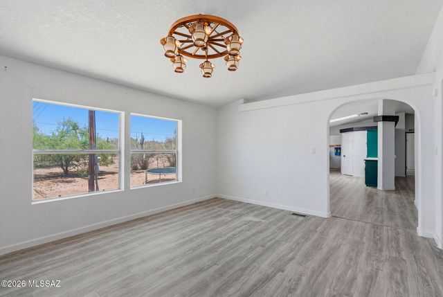 11300 W Ina Road, Tucson, AZ 85743