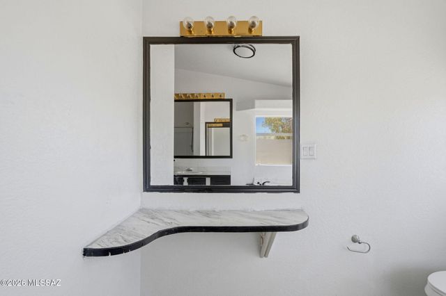 11300 W Ina Road, Tucson, AZ 85743