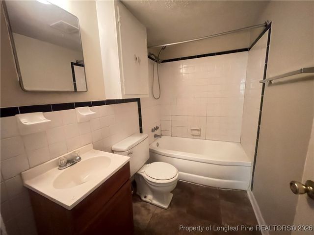 824 N Ridge Road 2, Fayetteville, NC 28311