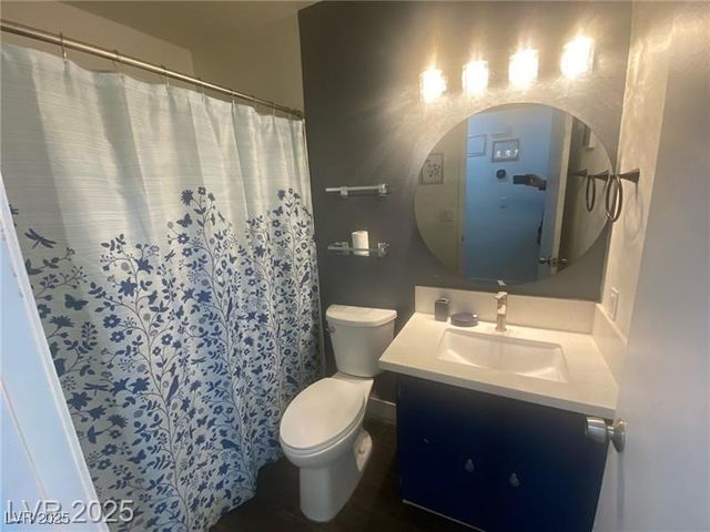 1841 Skywood Way, Las Vegas, NV 89142