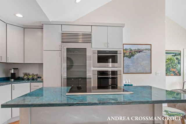 1005 Park Street, Saugatuck, MI 49453