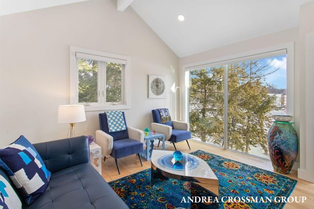 1005 Park Street, Saugatuck, MI 49453