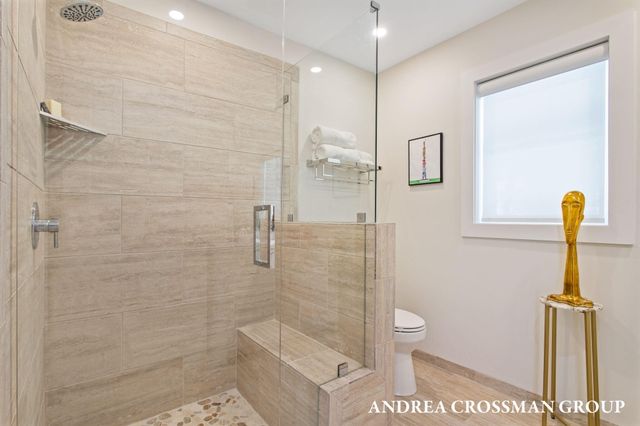 1005 Park Street, Saugatuck, MI 49453