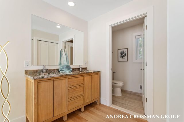 1005 Park Street, Saugatuck, MI 49453