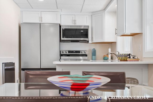 1005 Park Street, Saugatuck, MI 49453