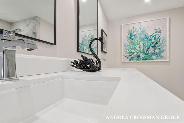 1005 Park Street, Saugatuck, MI 49453